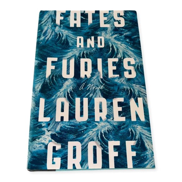 🌸6/$20🌸 Lauren Groff's Fates and Furies - Picture 1 of 4